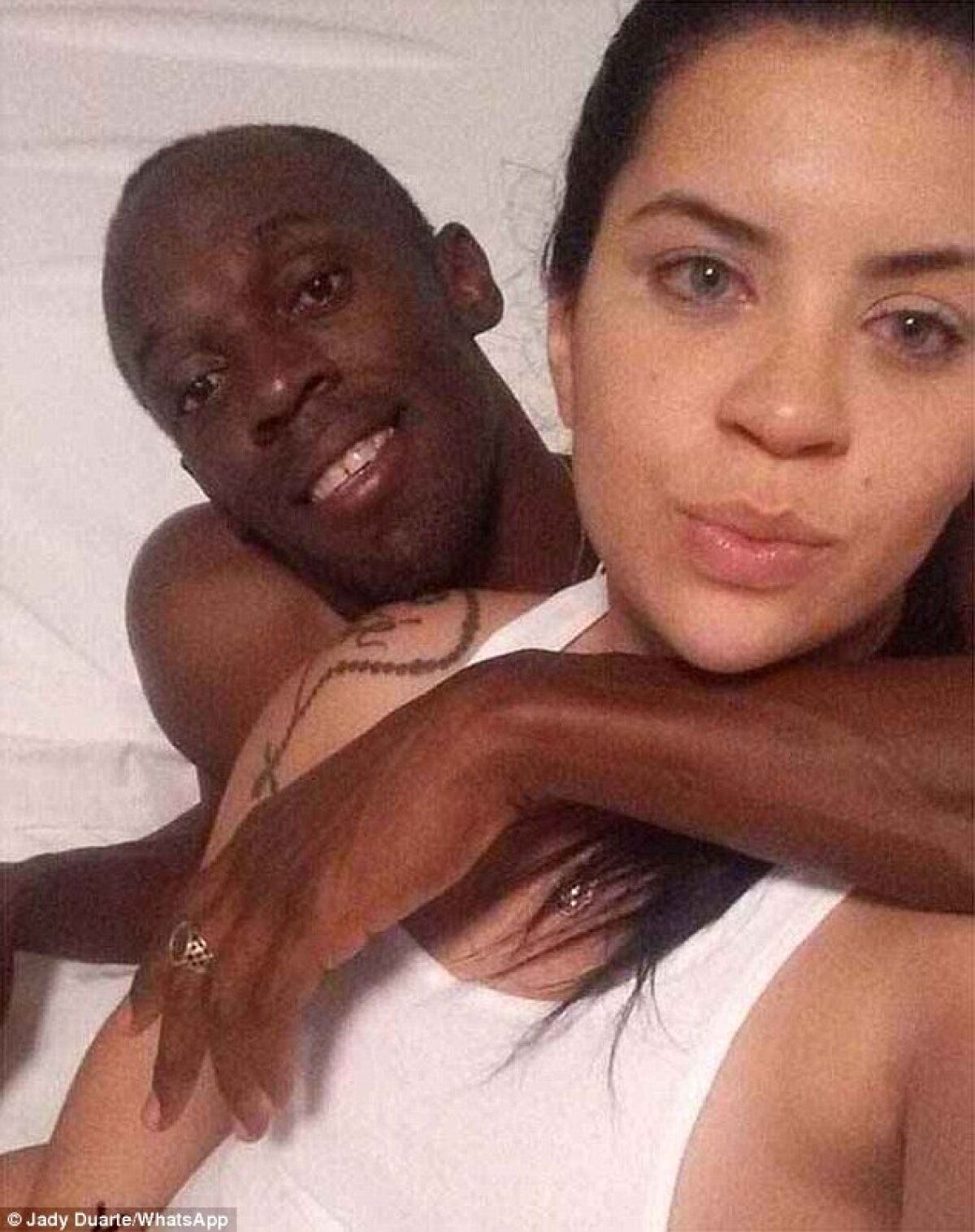 GALERIE FOTO Bolt și-a făcut de cap cu o studentă de 20 de ani! Imagini incredibile cu cei doi în pat
