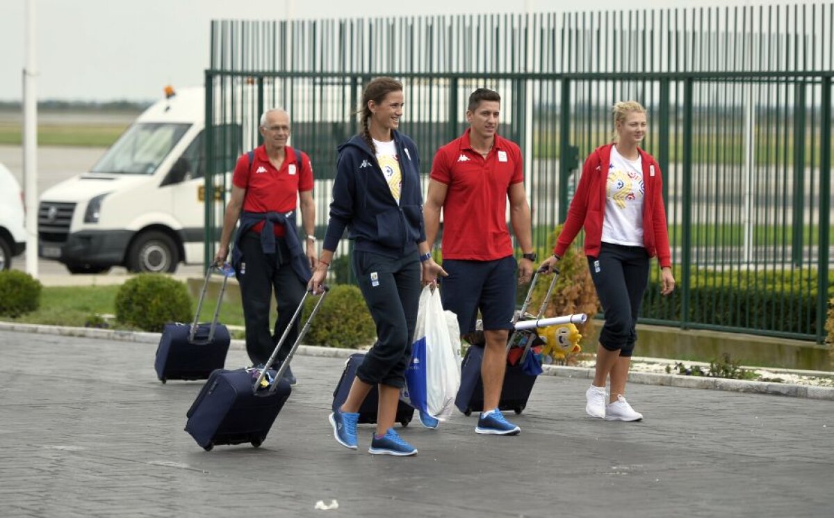 GALERIE FOTO Cea mai mare parte a delegației României a revenit de la RIO! Acuze dure pe aeroport! Ana Maria Popescu: "Eram îmbrăcați de ajutoare"