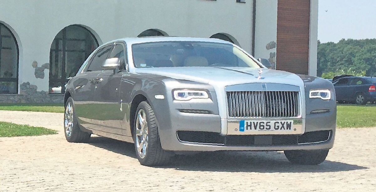 FOTO Ne-au vizitat fantomele! Gazeta Sporturilor a testat două modele Rolls-Royce: Wraith și Ghost