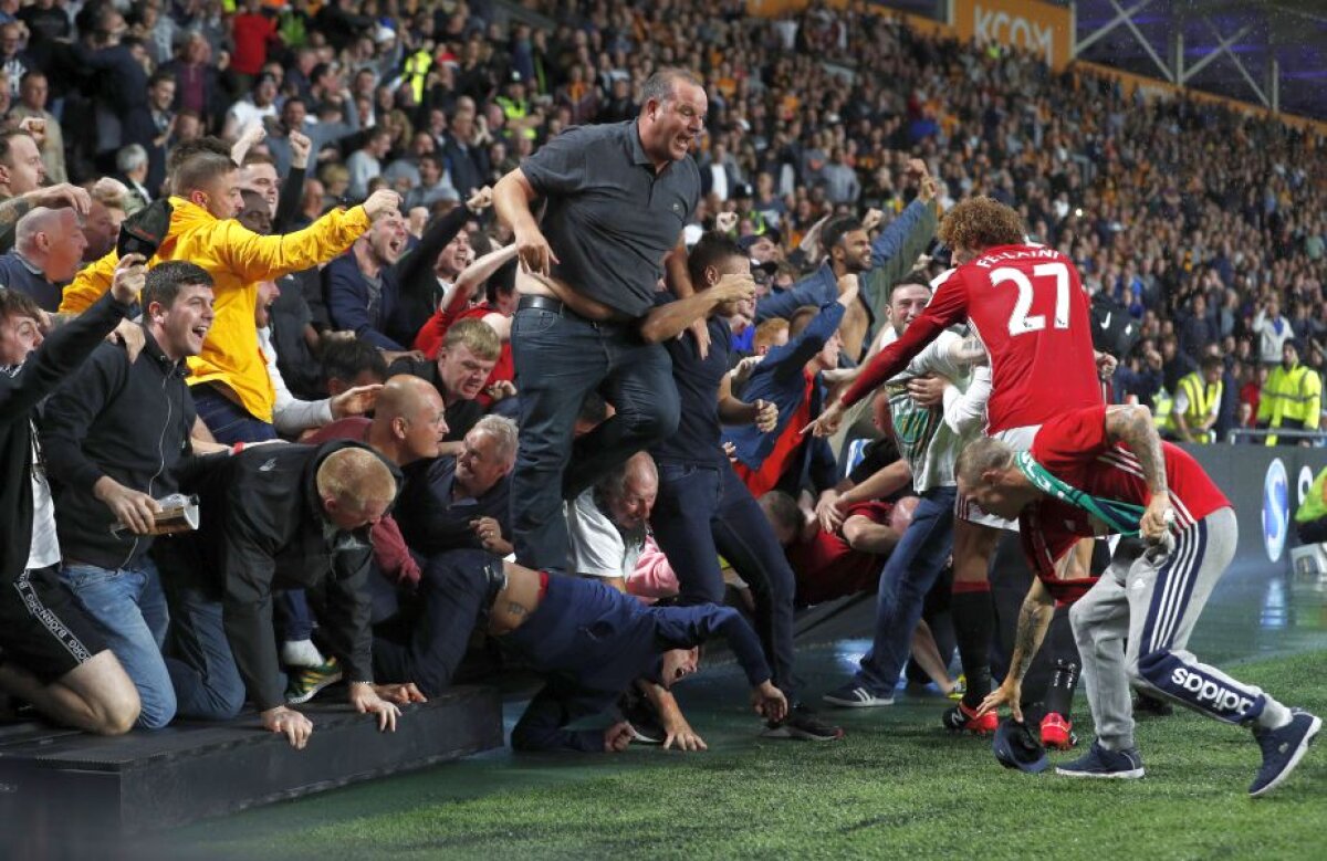 FOTO Eroul de serviciu » Gest superb al unui fotbalist al lui United, în timp ce coechipierii săi sărbătoreau golul victoriei