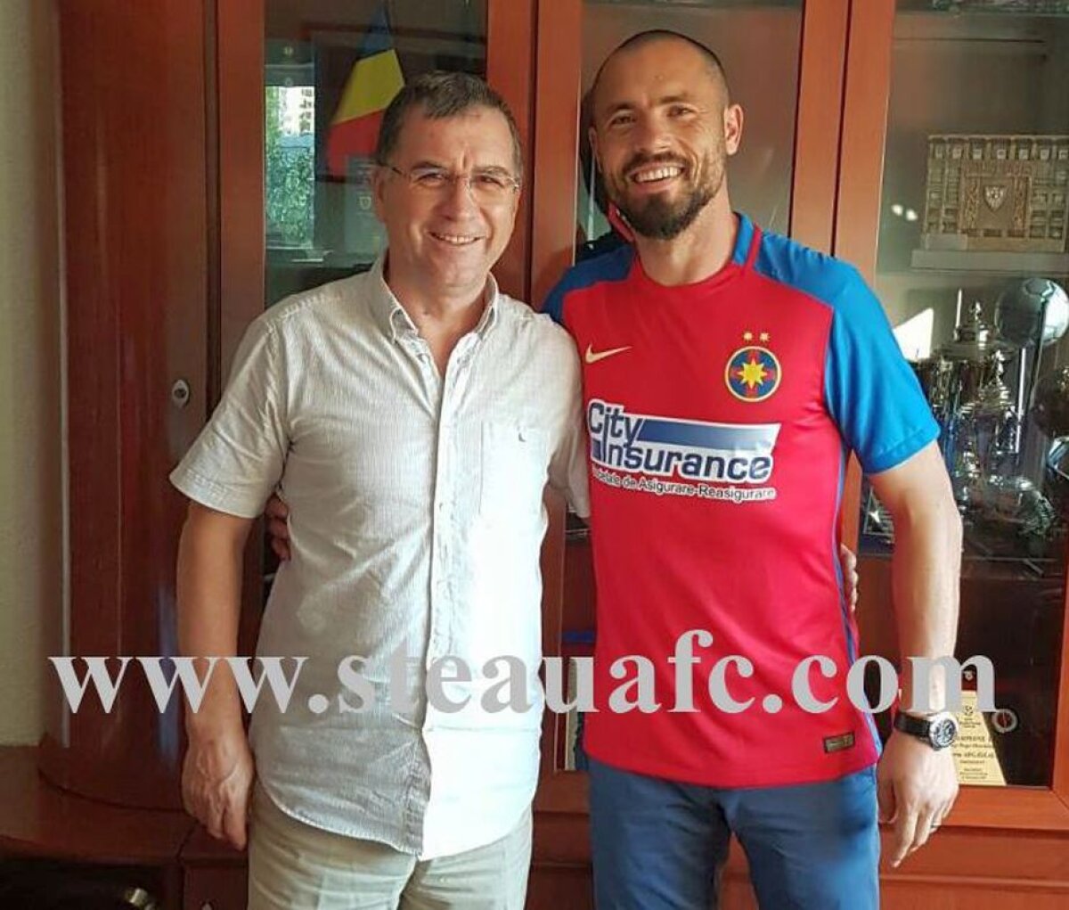 GALERIE FOTO Primele imagini cu noile achiziții ale Stelei » Pe ce durată au semnat cei trei fotbaliști