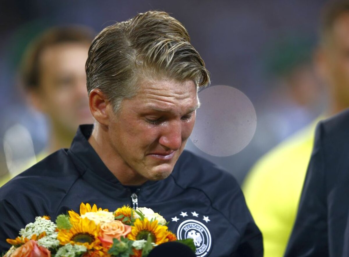 GALERIE FOTO Bastian Schweinsteiger a plâns ca un copil la ultimul meci în tricoul Germaniei