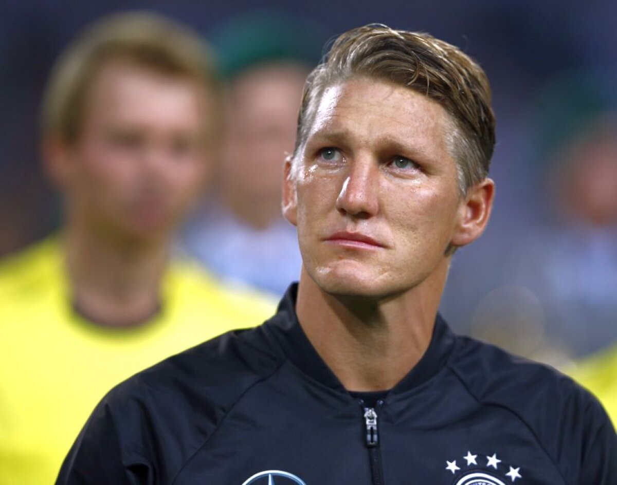 GALERIE FOTO Bastian Schweinsteiger a plâns ca un copil la ultimul meci în tricoul Germaniei