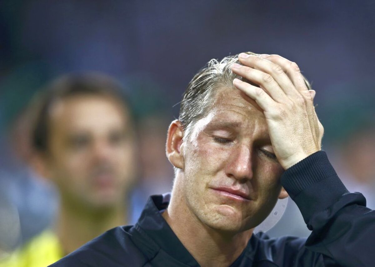 GALERIE FOTO Bastian Schweinsteiger a plâns ca un copil la ultimul meci în tricoul Germaniei