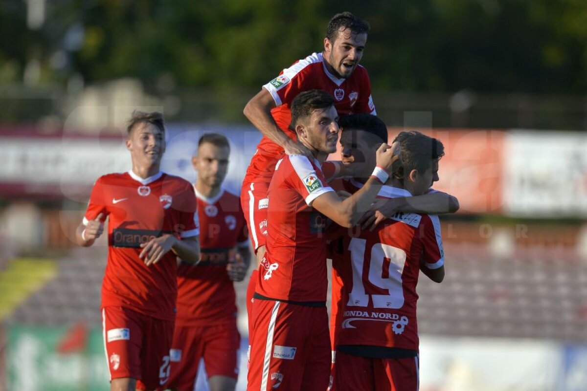 FOTO » Dinamo a câștigat amicalul cu liderul din Bulgaria, scor 3-2