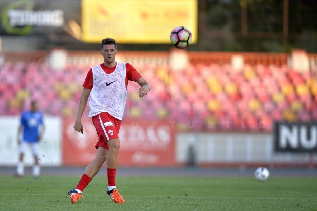 FOTO » Dinamo a câștigat amicalul cu liderul din Bulgaria, scor 3-2