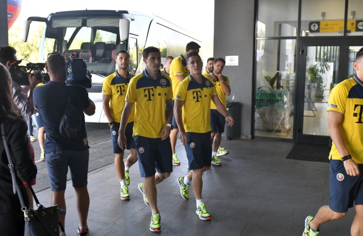 VIDEO + FOTO Nicolae, înapoi la Nicușor » După un joc șters, România putea scoate o victorie cu Muntenegru în prelungiri, dar Stanciu și-a bătut joc de un penalty și s-a terminat 1-1