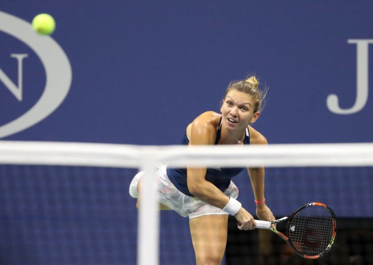 FOTO » Serena a învins-o cu greu pe Halep și merge în semifinale la US Open » Simona a făcut un meci bun, dar serviciul lui Williams a fost fantastic: "A trebuit să schimb jocul"