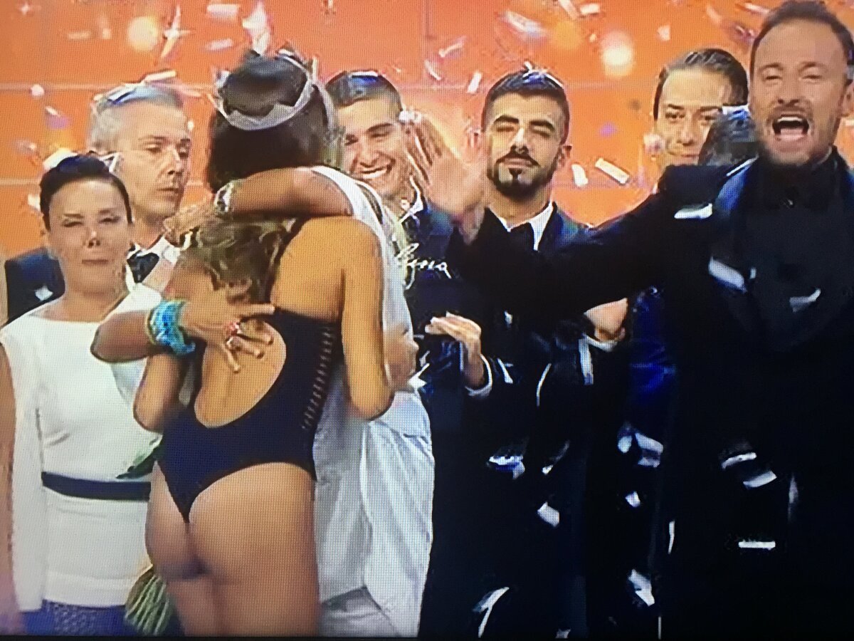 FOTO Asemănare izbitoare între Conte și Miss Italia