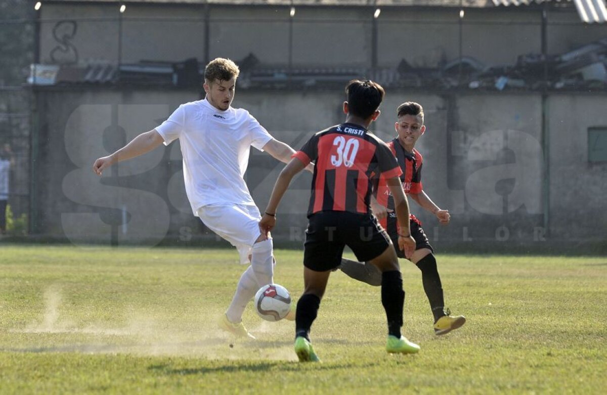 GALERIE FOTO Fără bani în Liga 1, cu prime la Liga a 5-a! Al doilea ”Rapid”, Mișcarea CFR, a câștigat și elevii lui Caciureac au fost remunerați după meci