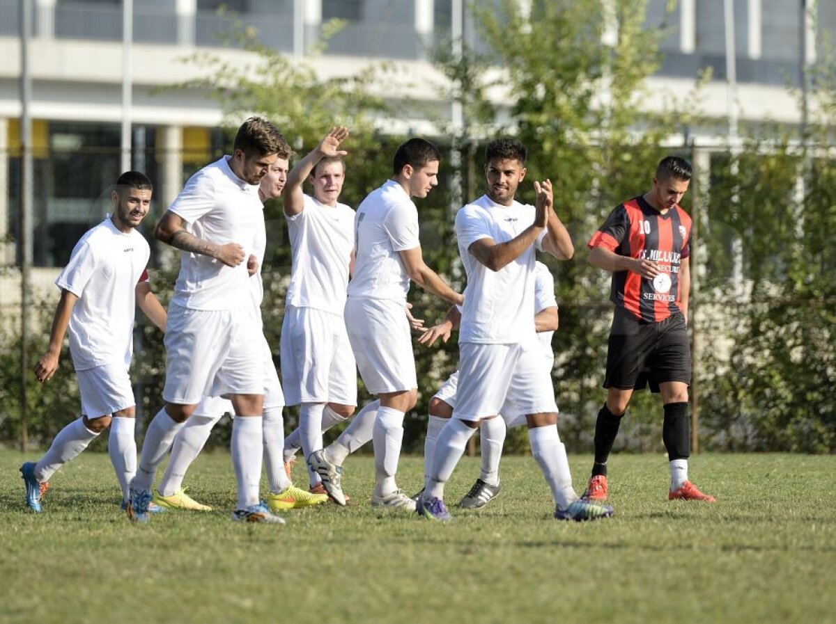 GALERIE FOTO Fără bani în Liga 1, cu prime la Liga a 5-a! Al doilea ”Rapid”, Mișcarea CFR, a câștigat și elevii lui Caciureac au fost remunerați după meci