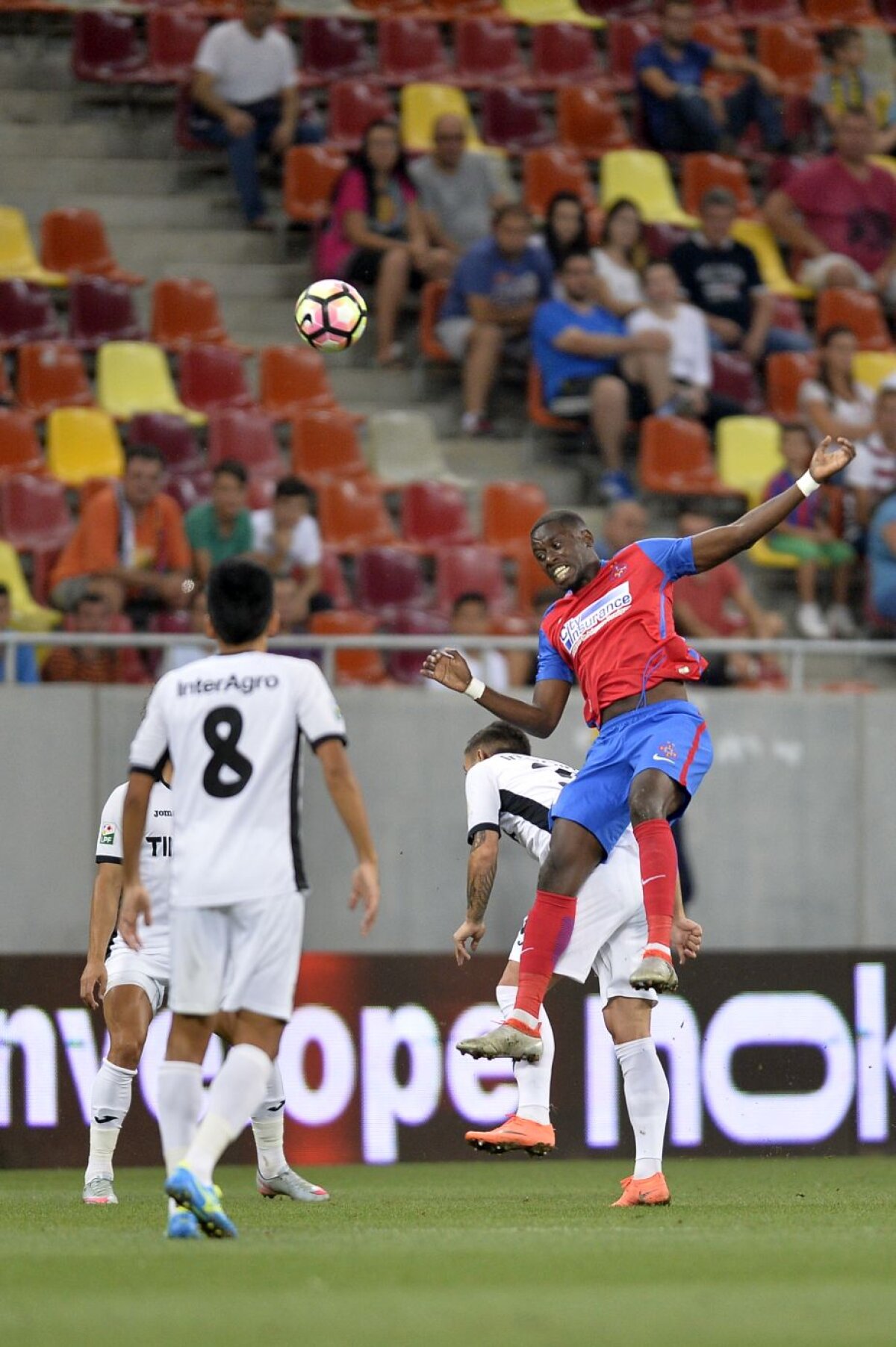 VIDEO+FOTO » Steaua câștigă cu Astra, scor 1-0, și se distanțează la 12 puncte de campioana României