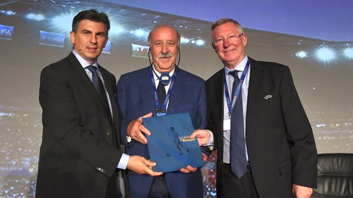FOTO Daum și Iordănescu s-au întâlnit la Paris! Cei doi n-au stat unul lângă celălalt la poza de grup
