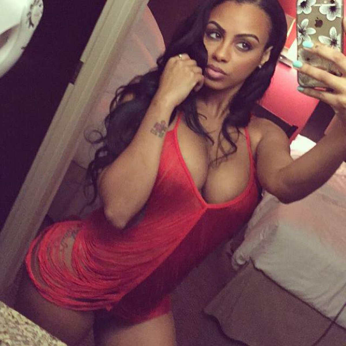 FOTO Benzema pe ritmuri R'n'B » Superba Analicia Chaves l-a cucerit pe starul francez