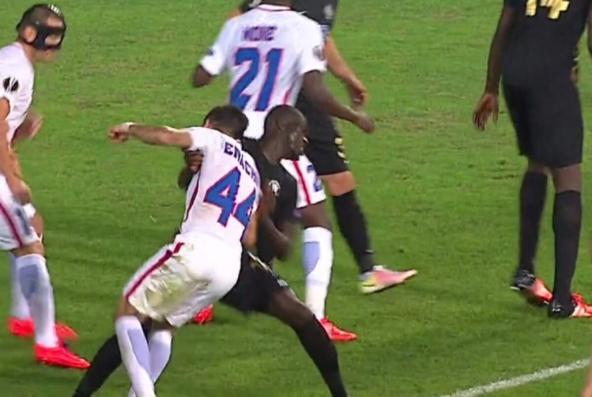 FOTO + VIDEO Ironie pe facebook, după eliminarea stupidă a lui Enache: "Are și Steaua un Bizon"