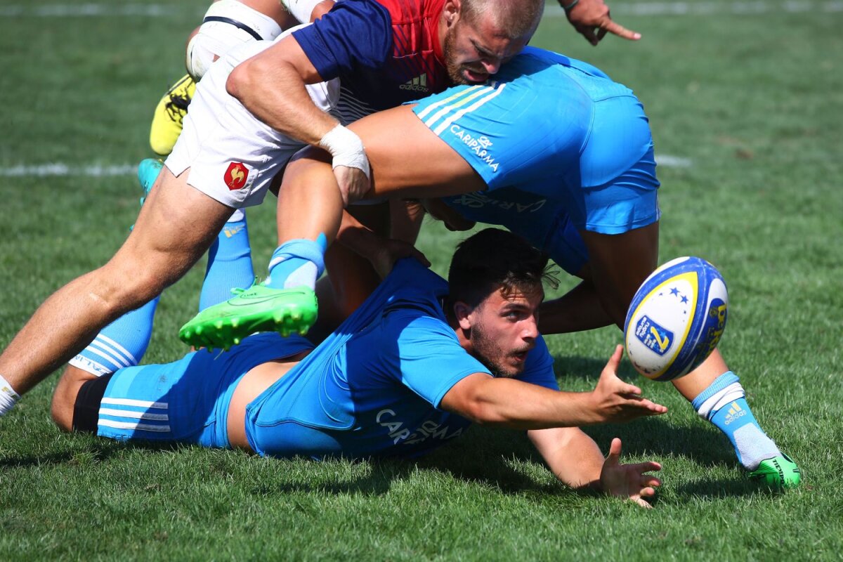 FOTO Ovalul tinereții » Colaj de momente spectaculoase la Campionatul European de Rugby în 7 U18