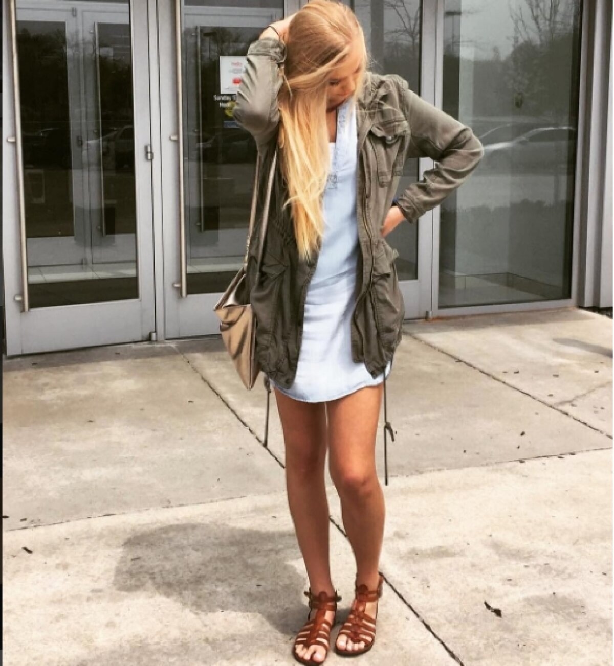 GALERIE FOTO A renunțat la fotbal pentru ea » Un fost jucător al lui Dinamo pleacă în SUA pentru viitoarea lui soție