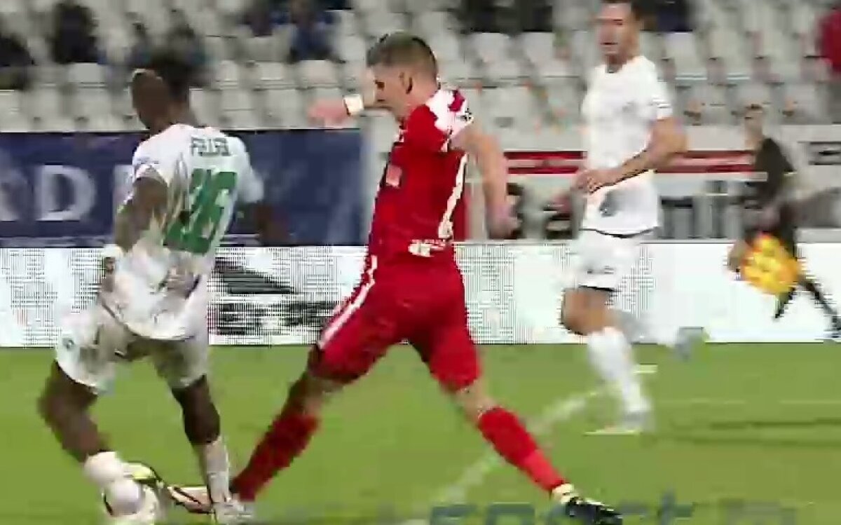 Verdict în cazul golului anulat lui Dinamo » Ce decizie se impunea după duelul Lazăr - Feussi
