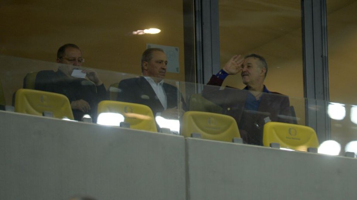 VIDEO+FOTO » Steaua, egal cu Villarreal, scor 1-1, la capătul unui meci bun al roș-albaștrilor » Trupa lui Reghe e ultima în grupă