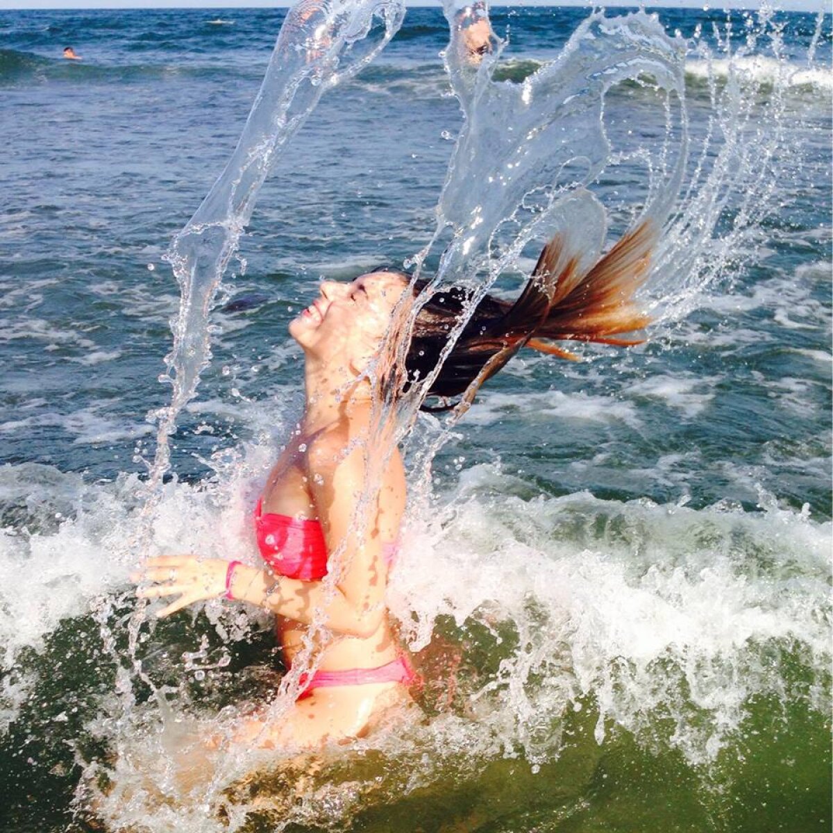 FOTO Fotomodelul care a vrăjit mingea de ping pong » Bernadette Szocs e una dintre cele mai frumoase jucătoare din circuitul mondial de tenis de masă