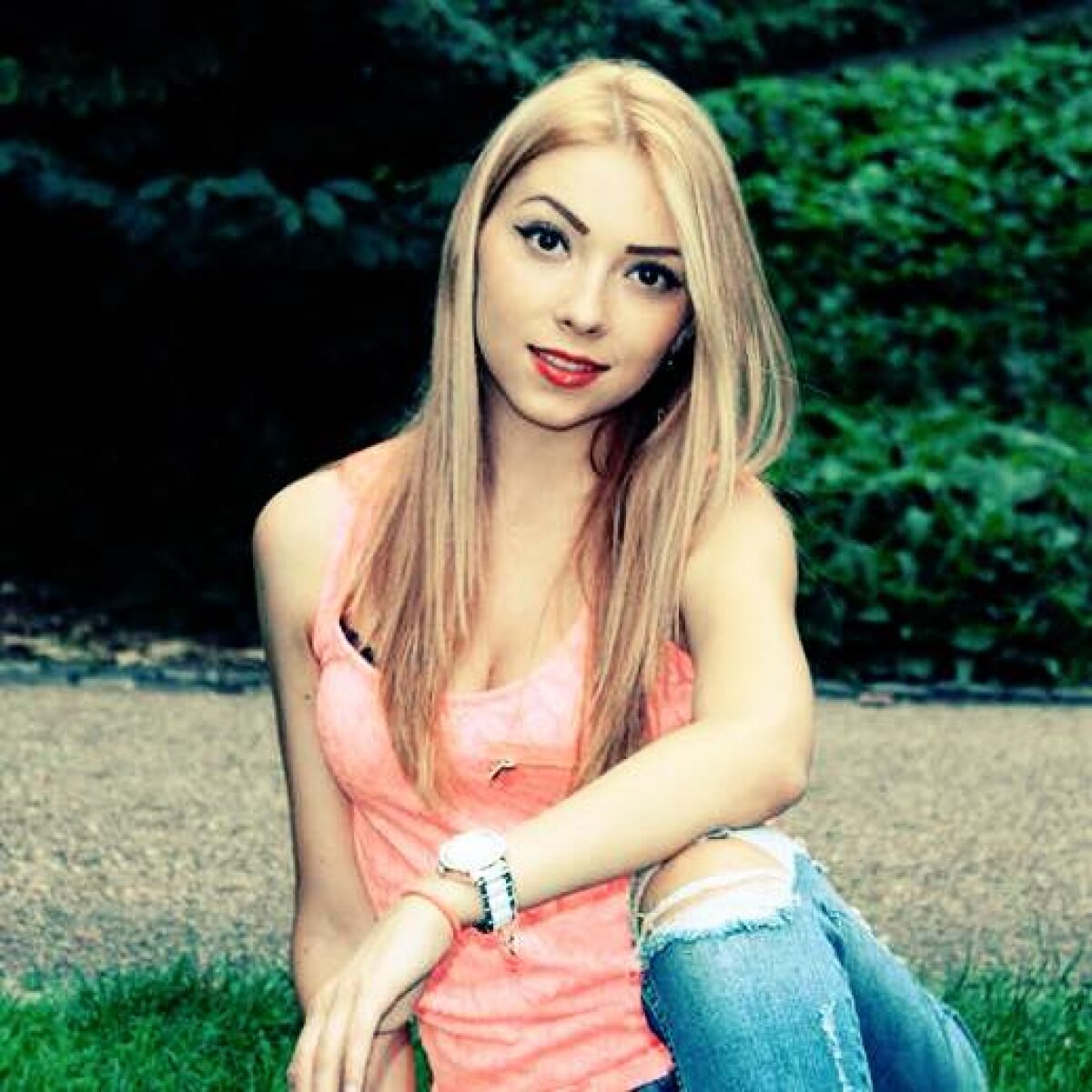 FOTO Fotomodelul care a vrăjit mingea de ping pong » Bernadette Szocs e una dintre cele mai frumoase jucătoare din circuitul mondial de tenis de masă