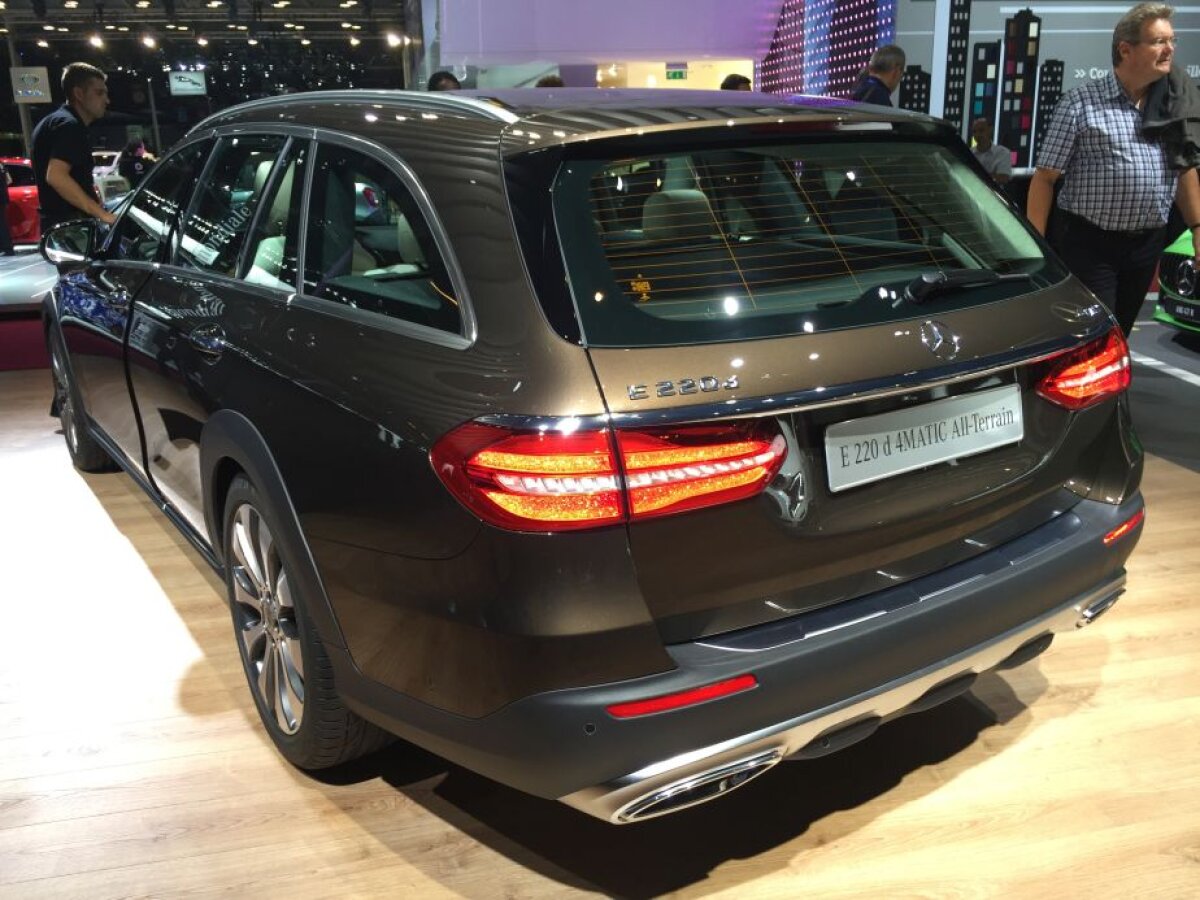 FOTO Un Paris mai sărac » 7 mărci importante au declinat participarea la Salonul Auto de la Paris