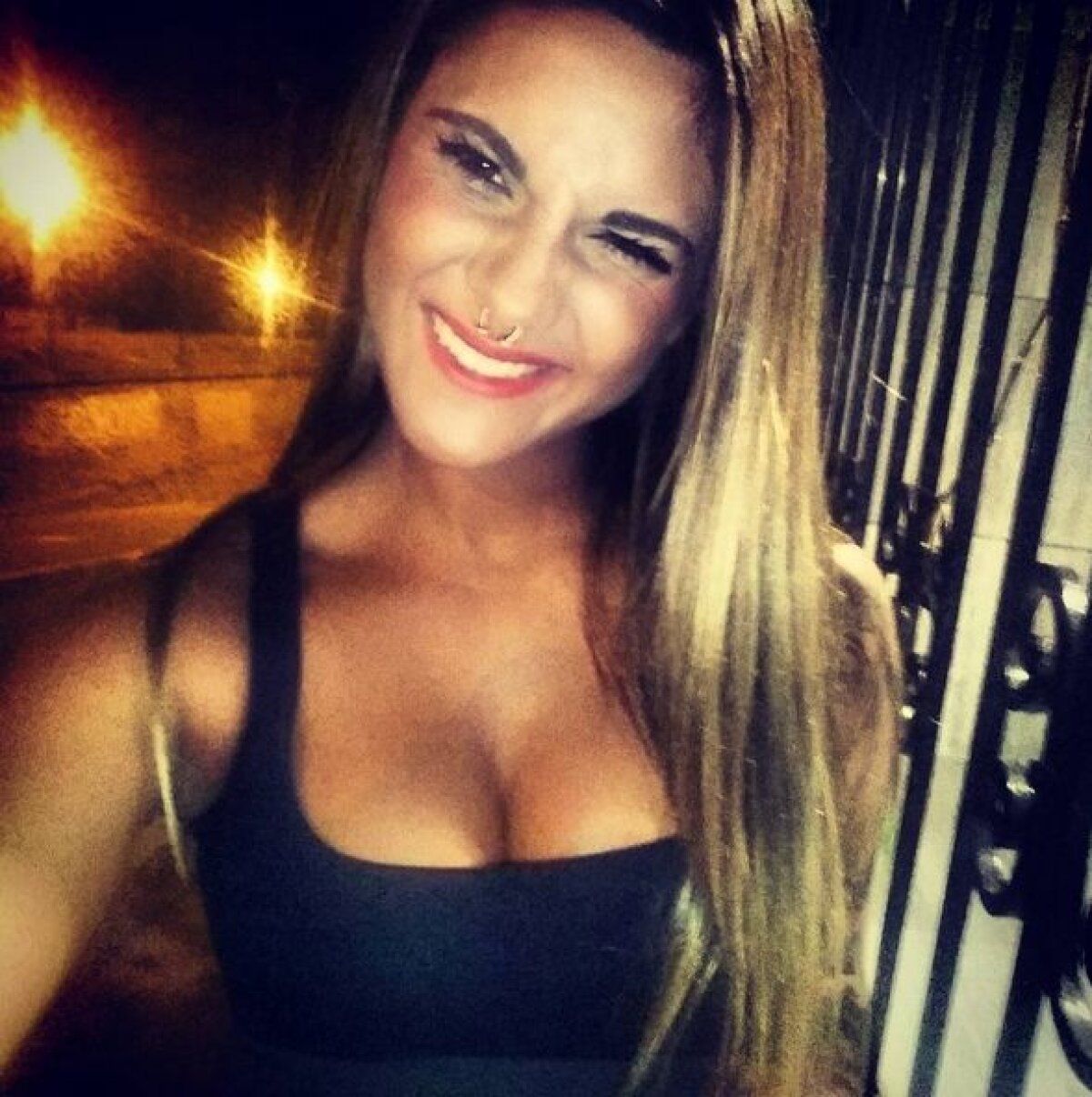 FOTO Devine faimoasă! E verișoara unui portar celebru și se pregătește să îl întreacă în popularitate