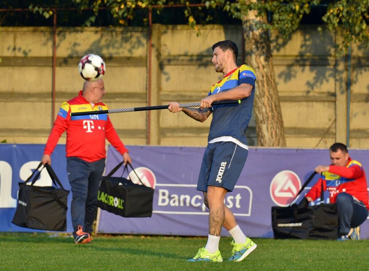 GALERIE FOTO + VIDEO 400 de copii vor asista la antrenamentul de azi al naționalei! Un fost jucător de la Steaua și FC Național a venit la Mogoșoaia