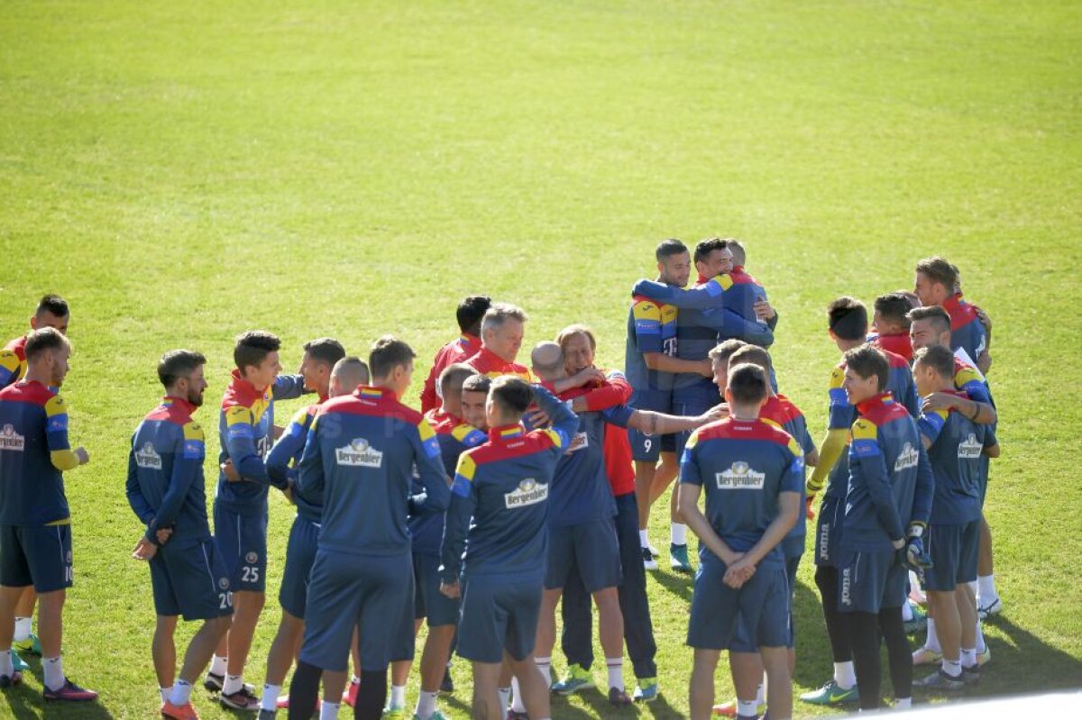 GALERIE FOTO Moment inedit la națională » Cum a decis Daum să înceapă antrenamentul de azi