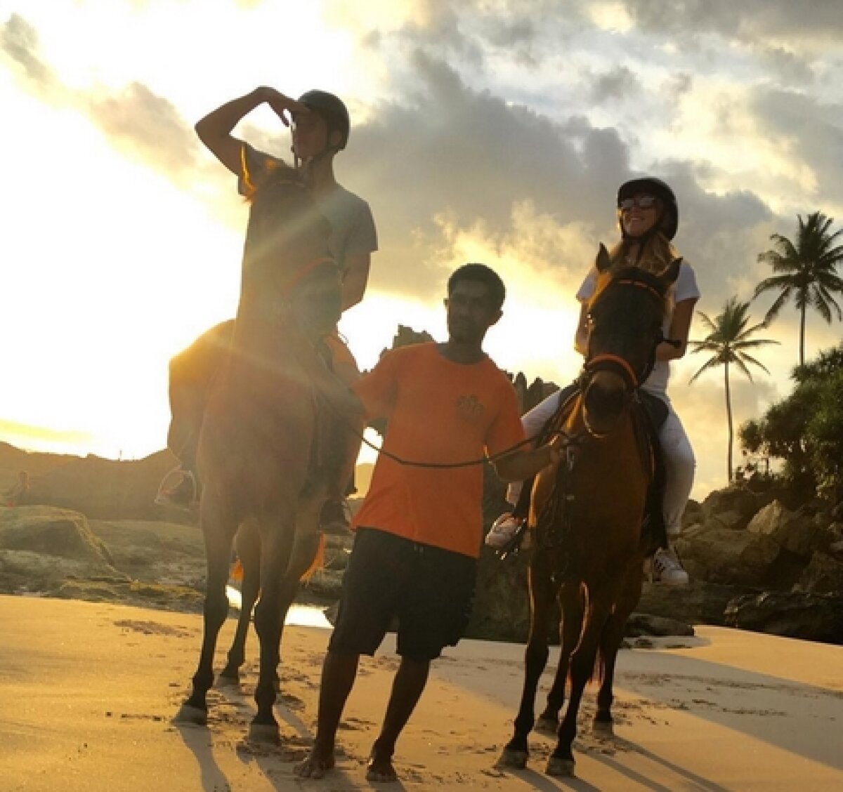 FOTO Se distrează la mare! Cea mai sexy susținătoare a Belgiei a uitat de meciuri