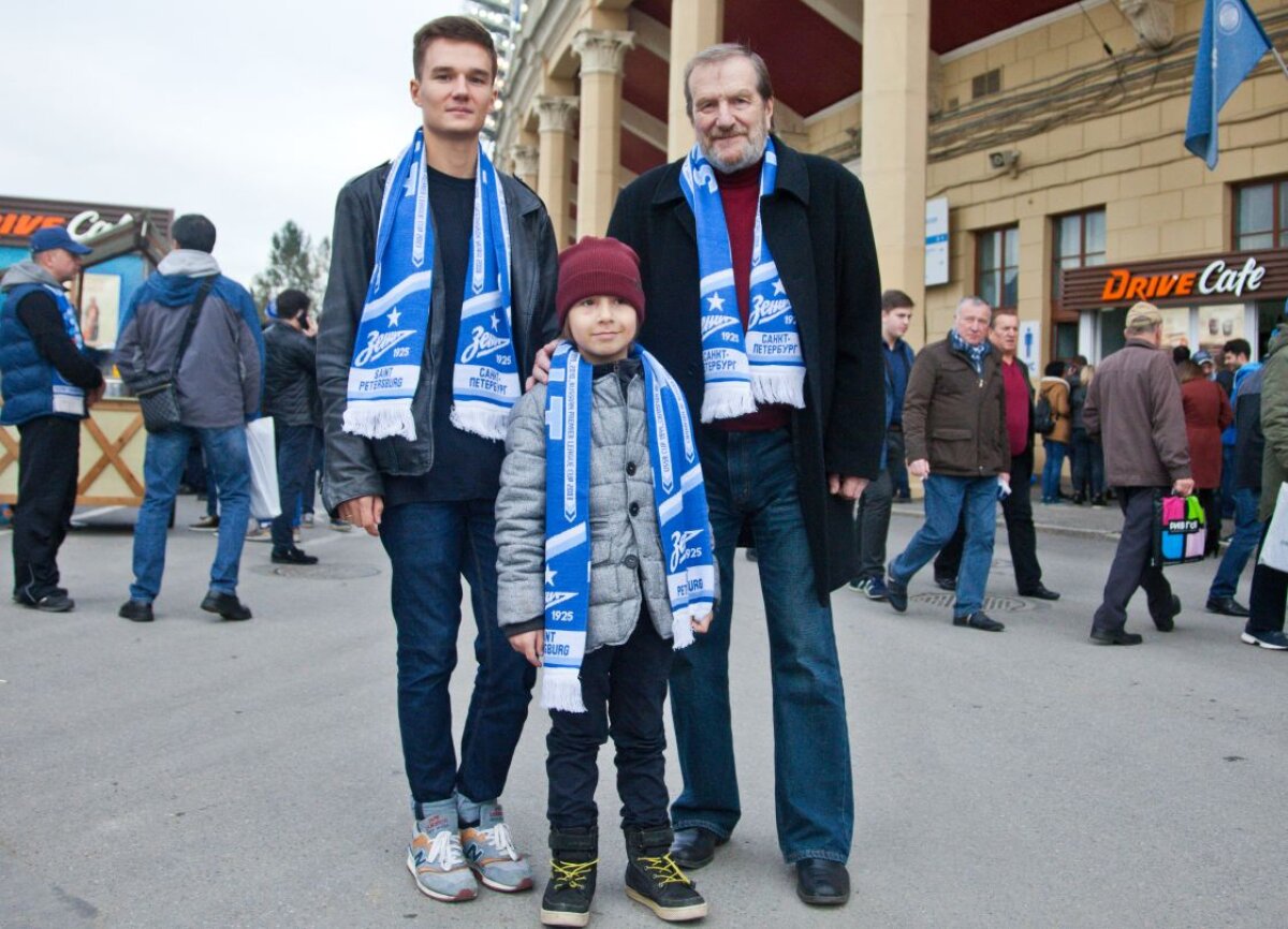 FOTO Pianistul și Zenit » Fanii echipei lui Lucescu au celebrat 110 ani de la nașterea lui Dmitri Șostakovici