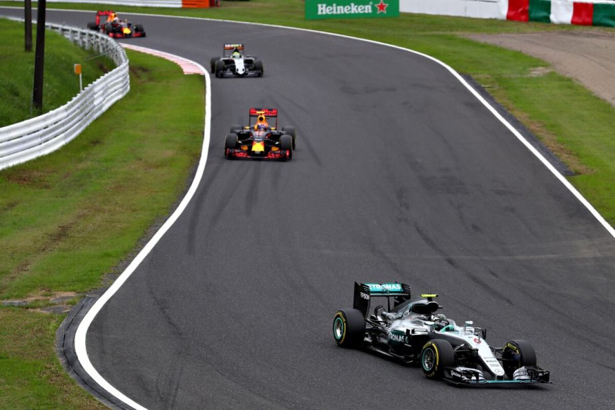 GALERIE FOTO Victorie pentru Rosberg în Japonia! Neamțul se distanțează față de rivalul Hamilton! Mercedes a câștigat titlul mondial la constructori