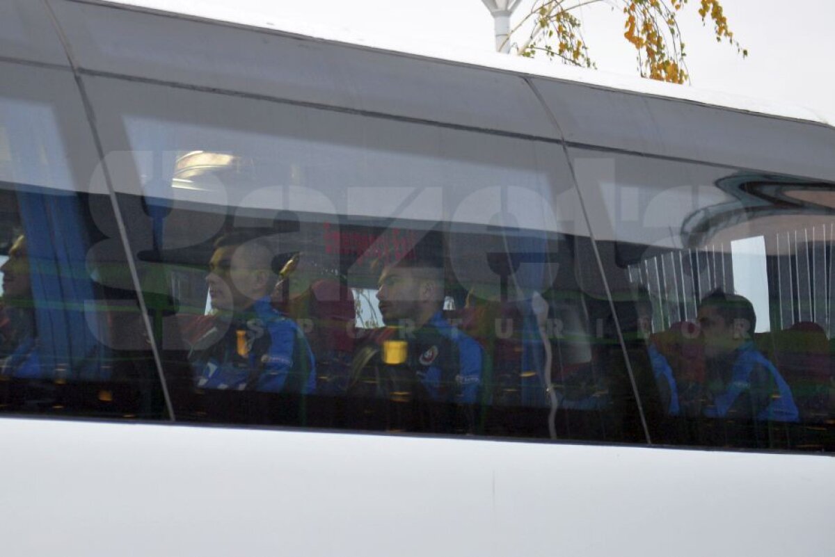 GALERIE FOTO România a aterizat în această dimineață la Astana! Jucătorii au zburat imediat după meciul cu Armenia