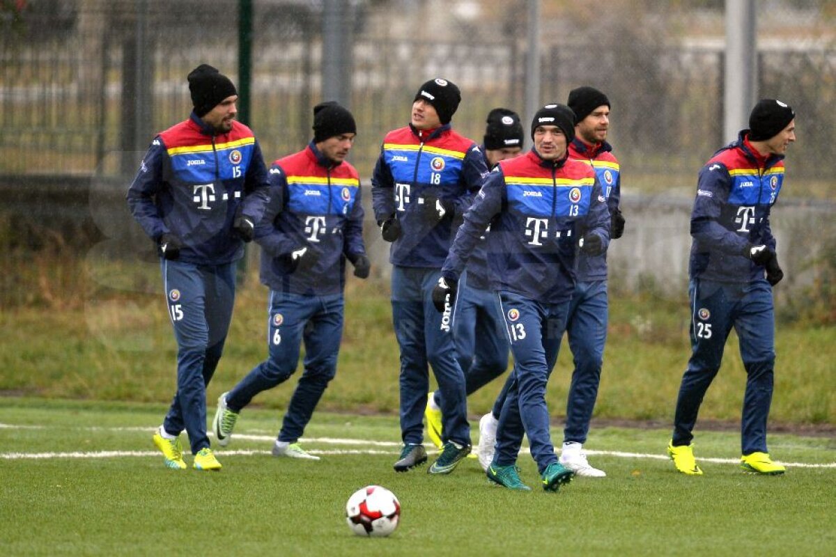 GALERIE FOTO "Tricolorii" s-au antrenat astăzi cu căciulile pe cap » Peste ce temperatură au dat ai noștri în Kazahstan