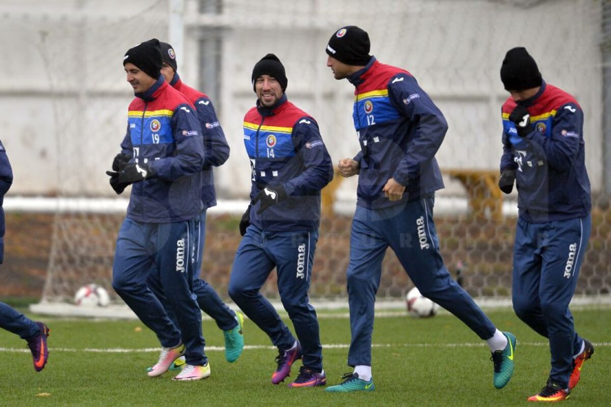 GALERIE FOTO "Tricolorii" s-au antrenat astăzi cu căciulile pe cap » Peste ce temperatură au dat ai noștri în Kazahstan