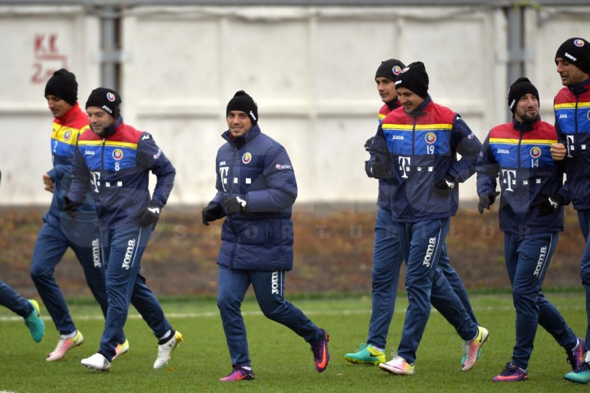 GALERIE FOTO "Tricolorii" s-au antrenat astăzi cu căciulile pe cap » Peste ce temperatură au dat ai noștri în Kazahstan