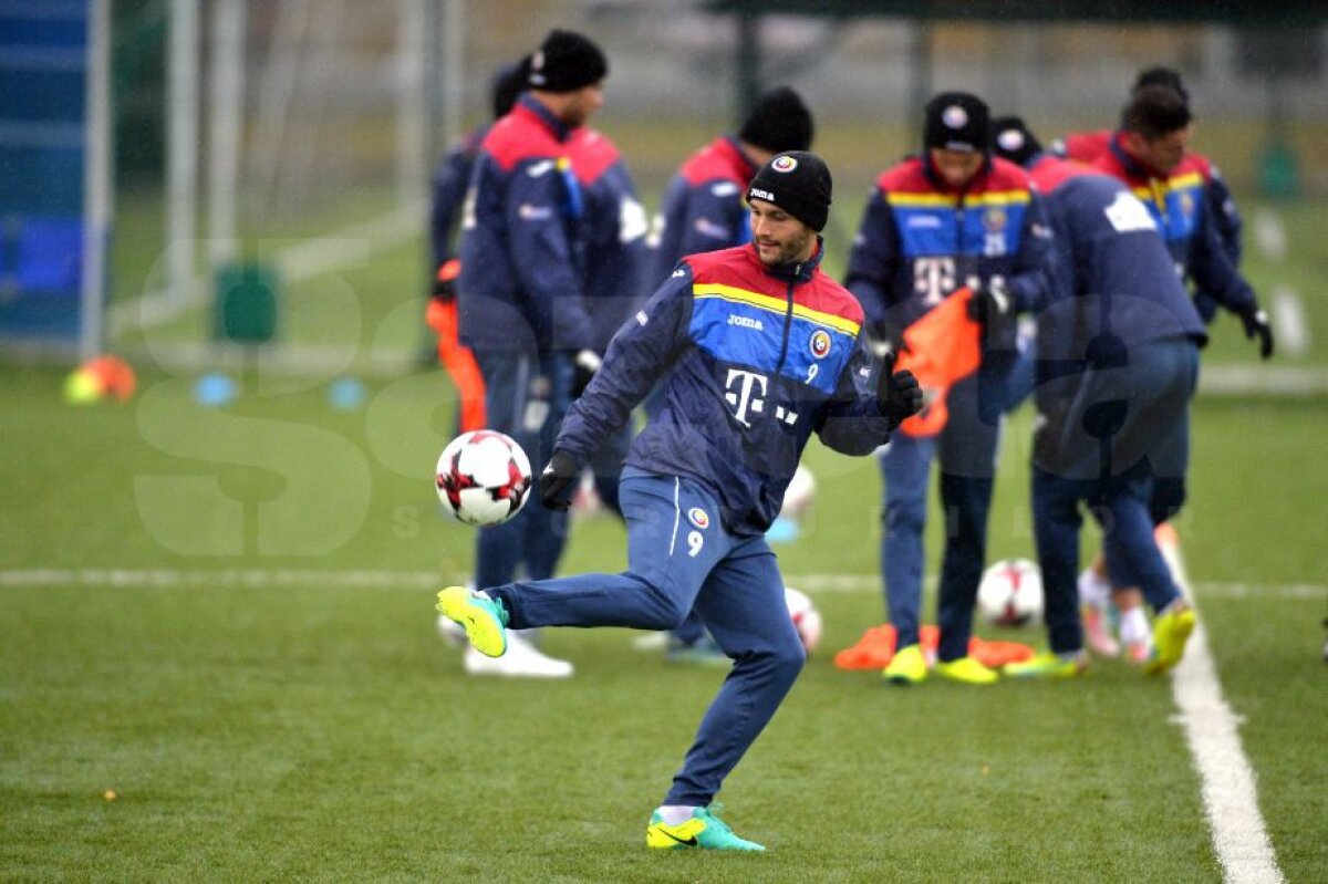 GALERIE FOTO "Tricolorii" s-au antrenat astăzi cu căciulile pe cap » Peste ce temperatură au dat ai noștri în Kazahstan