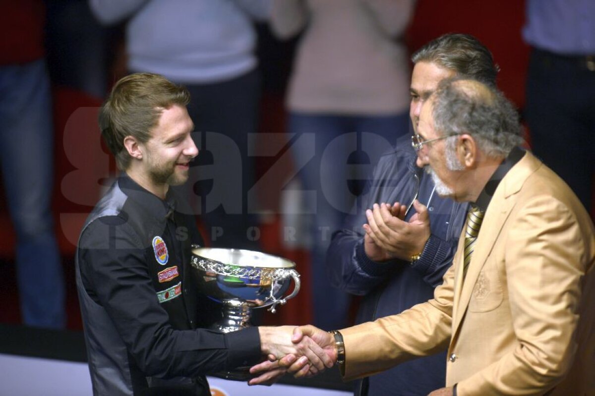 GALERIE FOTO Meci fabulos la București: Judd Trump a câștigat Mastersul European în fața lui Ronnie O'Sullivan!