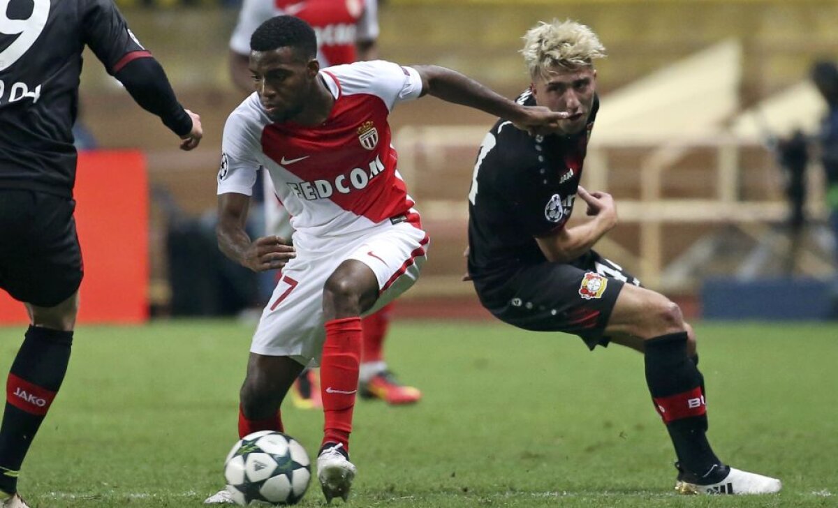 "Ești un trădător!" » Stupoare unui meci important: a plecat din cantonament fără să-i pese!