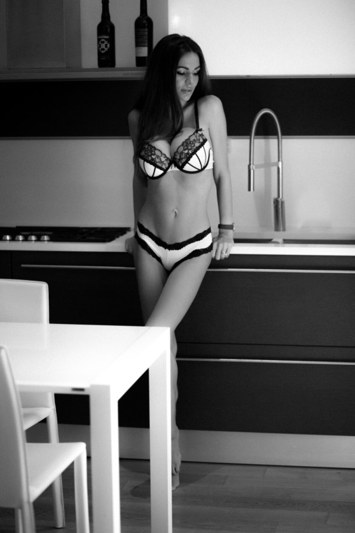 FOTO Cea mai sexy microbistă din Europa: a făcut furori la meciurile Elveției!