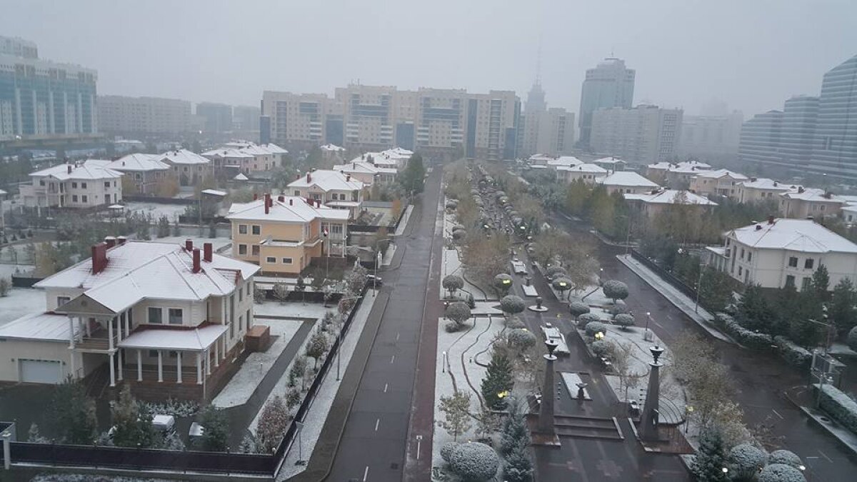 FOTO Surpriza pe care au avut-o tricolorii atunci când s-au trezit! La Astana a nins!