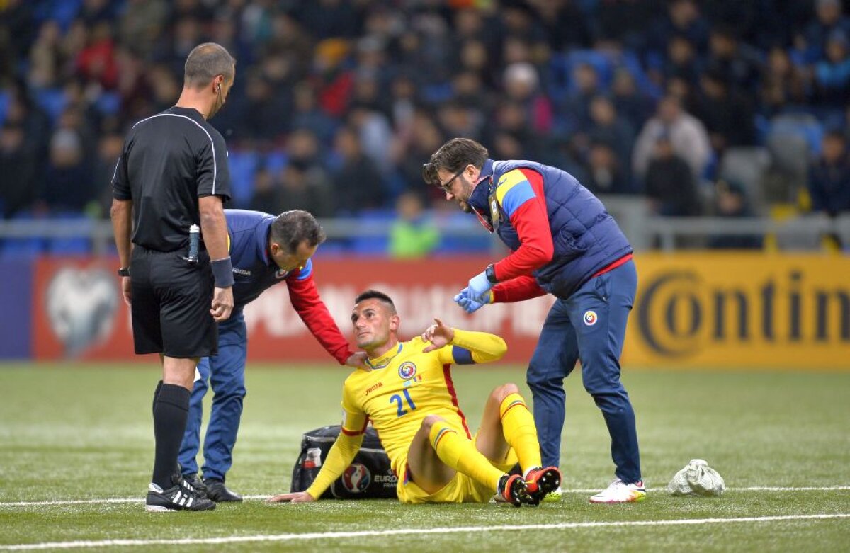GALERIE FOTO Fără iarbă, fără goluri! » România a remizat în Kazahstan, 0-0, pe un teren imposibil și cu un arbitraj dubios