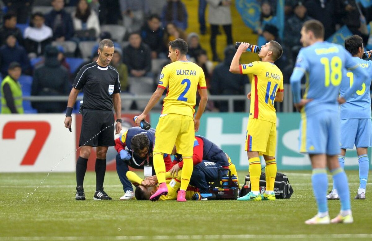 GALERIE FOTO Fără iarbă, fără goluri! » România a remizat în Kazahstan, 0-0, pe un teren imposibil și cu un arbitraj dubios