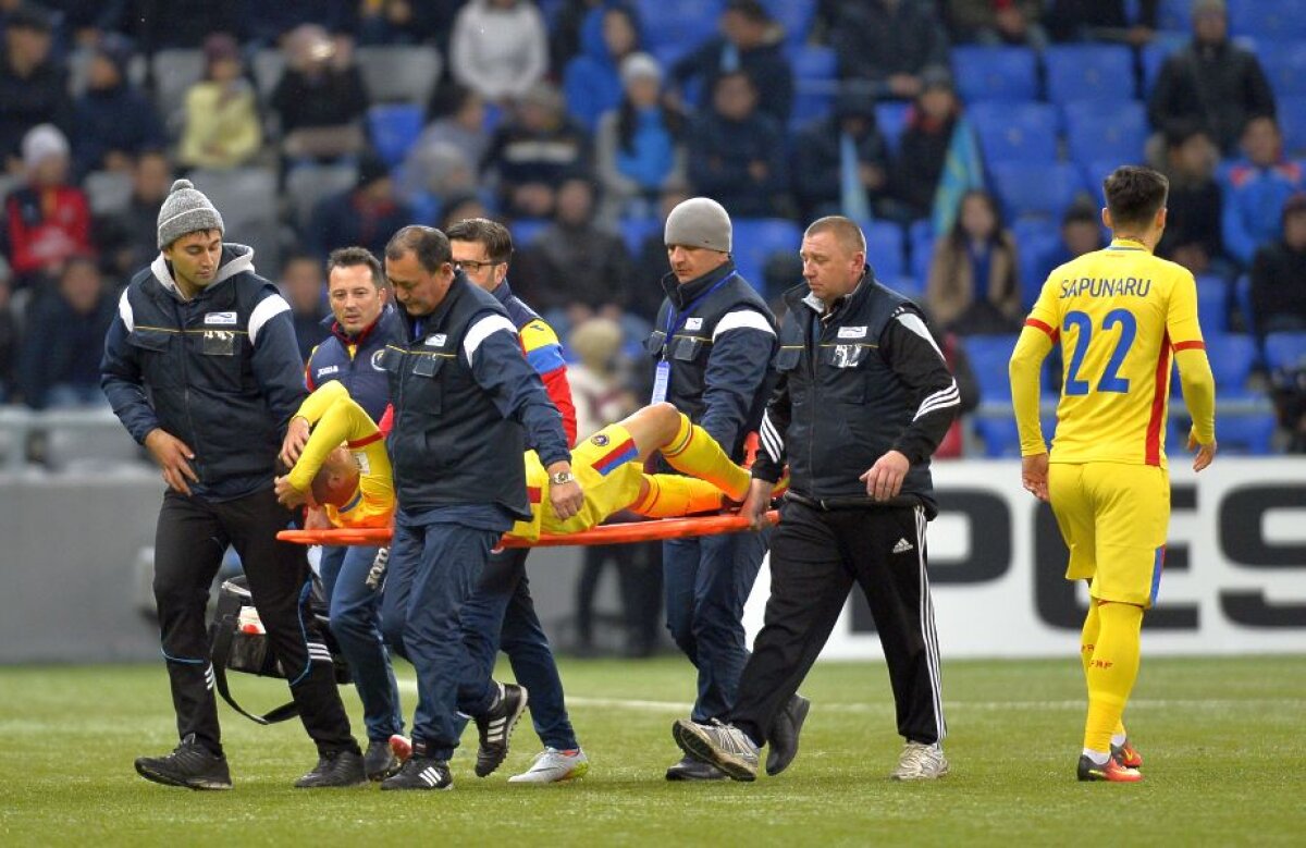 GALERIE FOTO Fără iarbă, fără goluri! » România a remizat în Kazahstan, 0-0, pe un teren imposibil și cu un arbitraj dubios