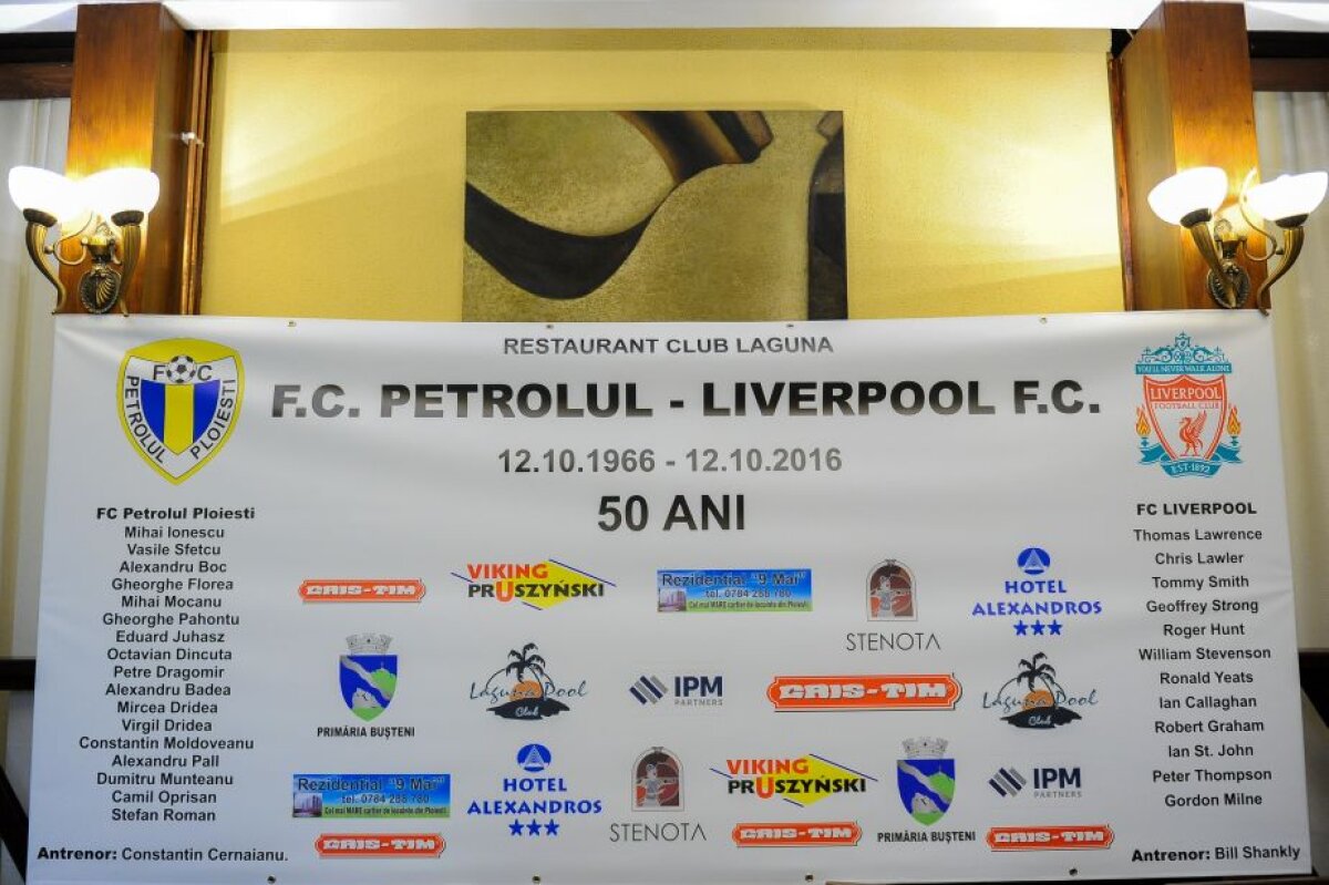 VIDEO+FOTO Petrecere de zile mari la aniversarea a 50 de ani de la victoria Petrolului cu Liverpool