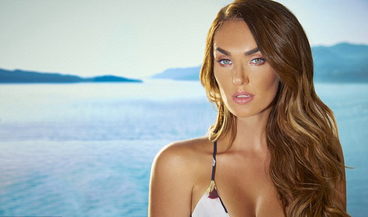 Tamara Ecclestone, superbă în cea mai recentă şedinţă foto