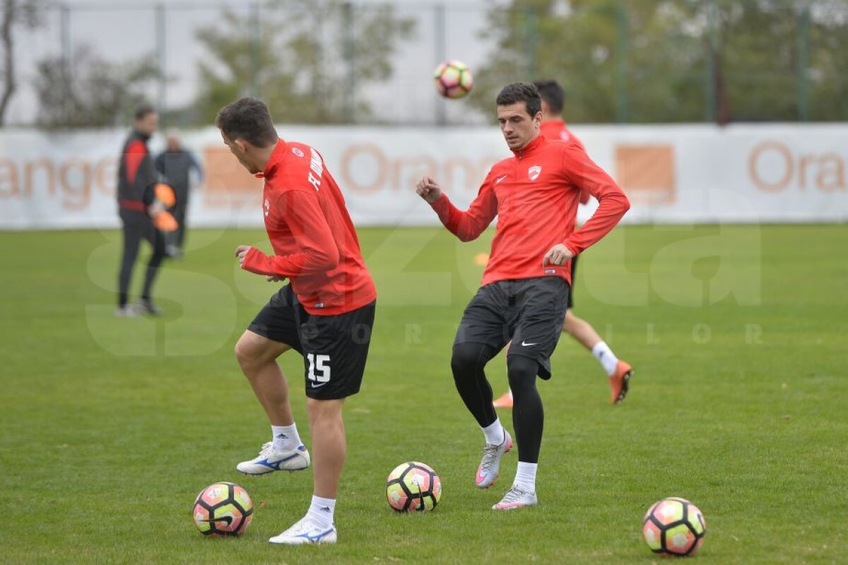 EXCLUSIV FOTO Surpriză la antrenamentul lui Dinamo! Un fost atacant se pregătește sub comanda lui Andone