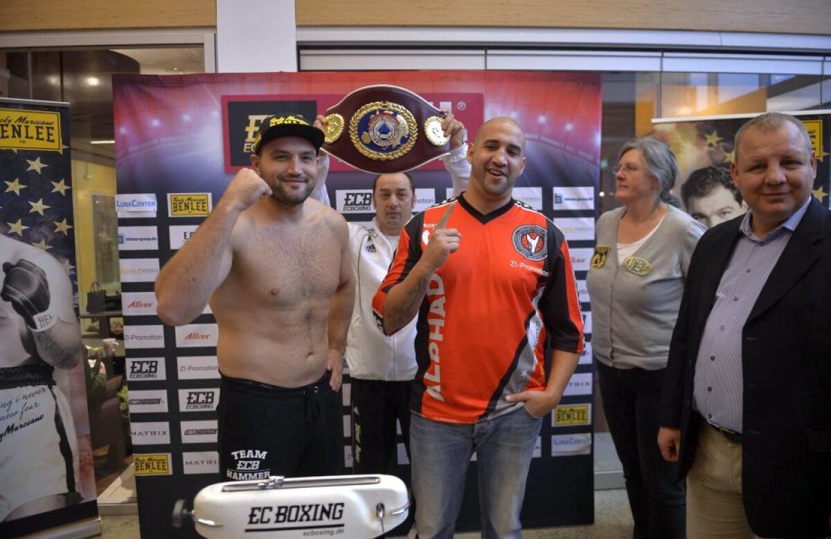 GALERIE FOTO Cristian Ciocan a trecut proba cântarului oficial, înaintea luptei pentru titlul european: "Nu mă voi opri până nu-l voi bate" 