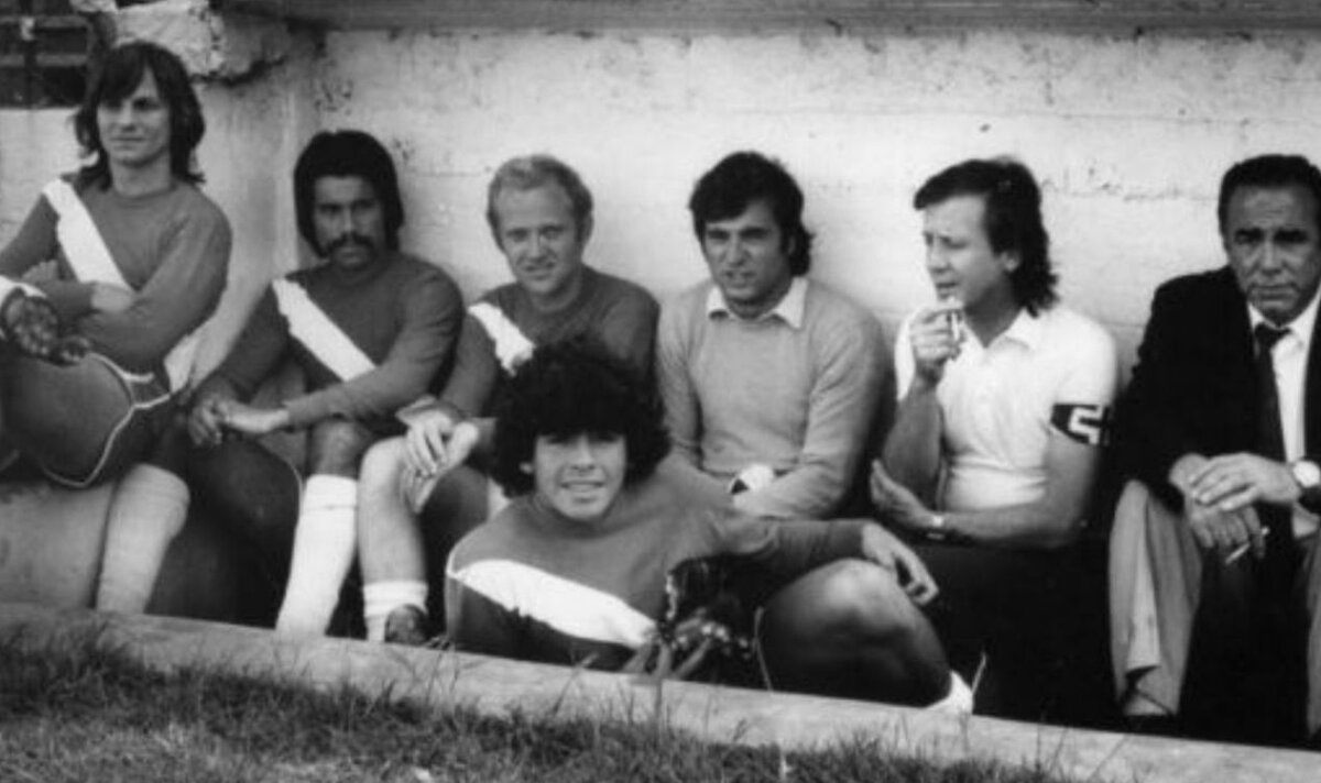 40 de ani de la debutul lui Maradona » Ziua când fotbalul și-a descoperit zeul 