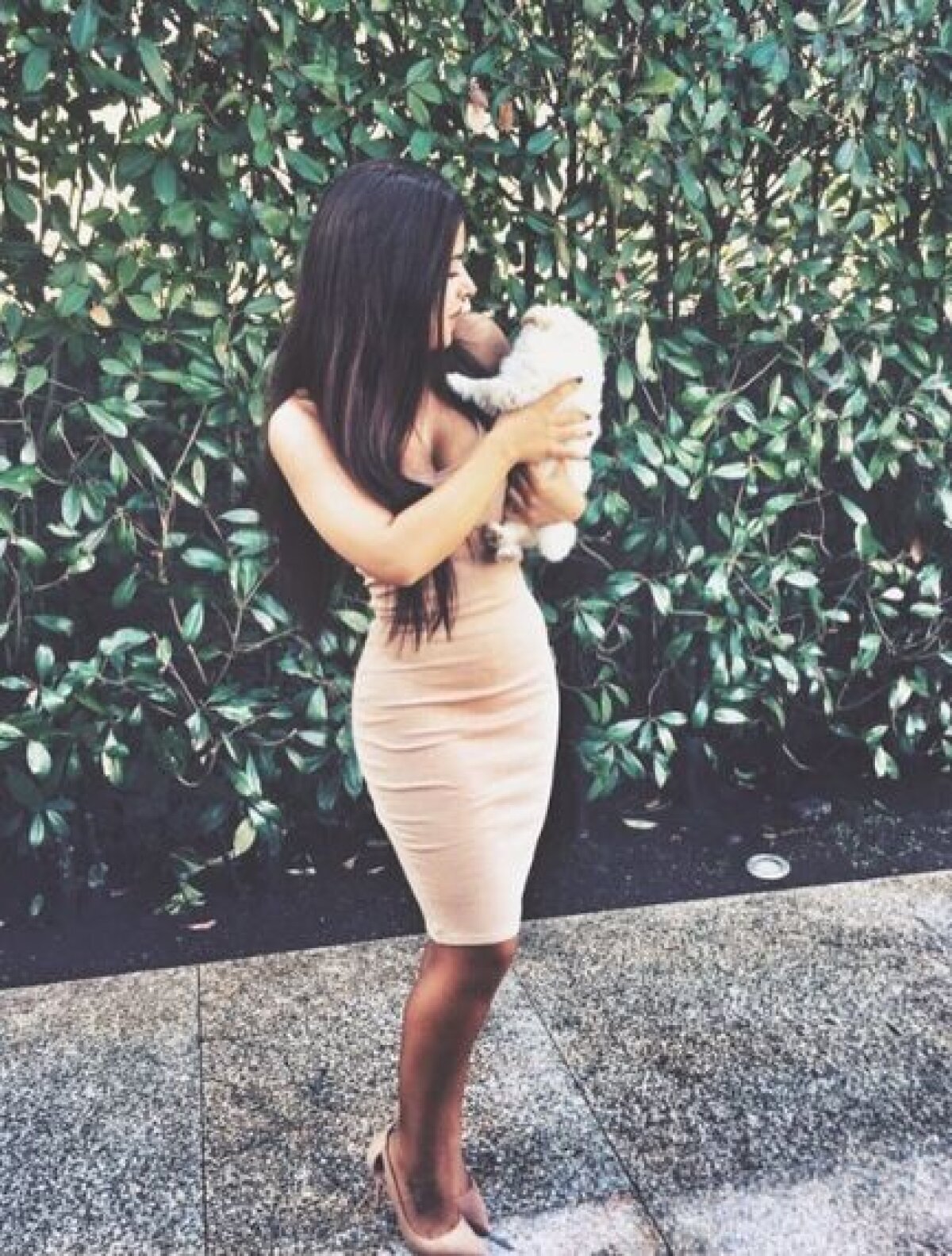 GALERIE FOTO Surpriză de proporții! Ea e BOMBA sexy care se ocupă de paginile de Twitter și Facebook ale lui Ronaldo! Galerie foto incendiară 